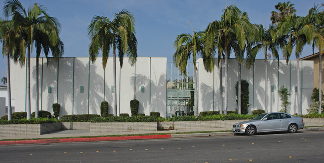 475 Los Robles Ave in Pasadena, CA - Foto de edificio - Building Photo