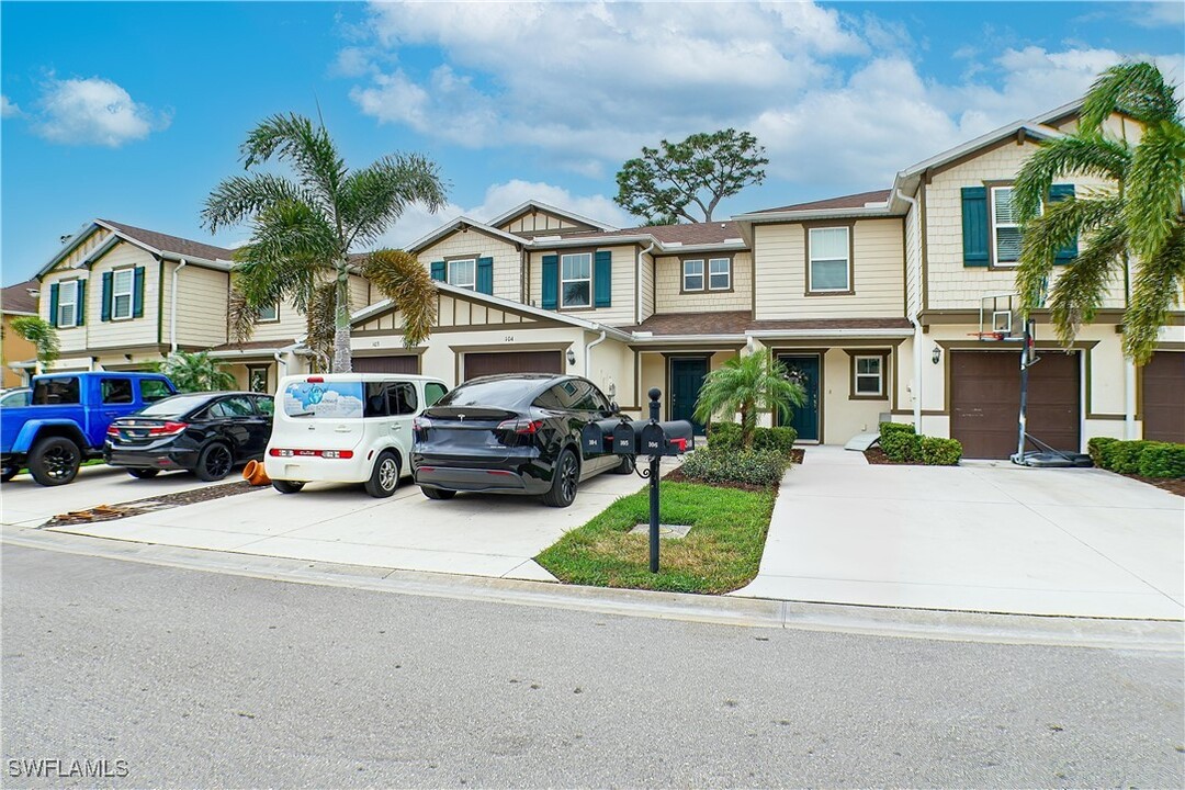 6340 Brant Bay Blvd in North Fort Myers, FL - Building Photo