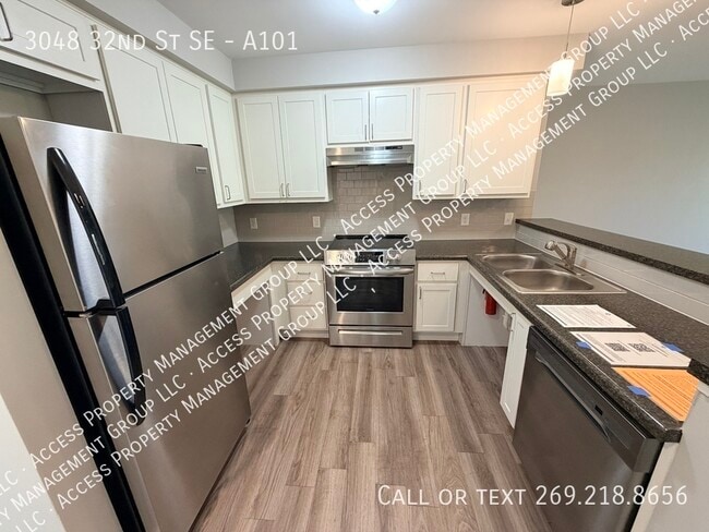 3048 32nd St SE