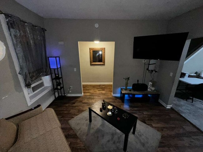 property at 626 Oak St