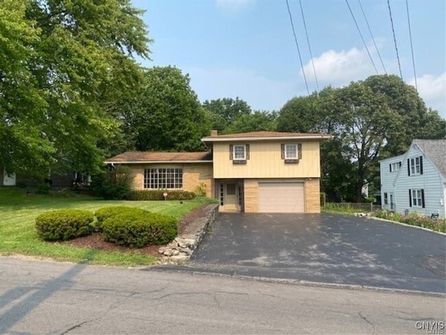 property at 106 Erregger Rd