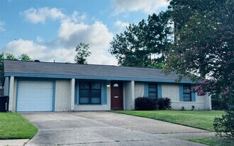 4206 Gardendale Dr in Houston, TX - Building Photo