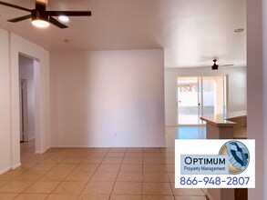 11743 Galewood St in Adelanto, CA - Building Photo - Building Photo