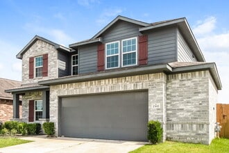 2302 Thunderbolt Peak Dr in Arcola, TX - Building Photo - Building Photo