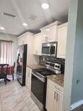 4440 NW 92nd Way in Sunrise, FL - Building Photo - Building Photo