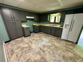 117 High St-Unit -Lower Apartment in Bradford, PA - Building Photo - Building Photo