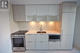 60-560 Tannery Rd in Toronto, ON - Building Photo - Building Photo