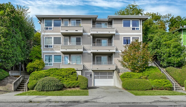 property at 1511 14th Ave S