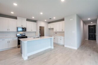 832 Santa Lucia Dr in Anna, TX - Building Photo - Building Photo