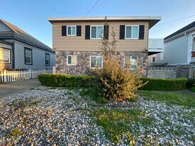 341 Williams St in San Leandro, CA - Building Photo