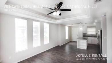 701 Cathedral Hl in Edinburg, TX - Building Photo - Building Photo