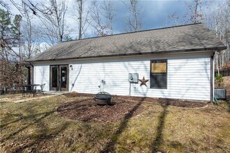 7621 Maple Pl in Murrayville, GA - Building Photo - Building Photo