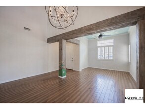 1512 E Bluebird Ct in Gilbert, AZ - Building Photo - Building Photo