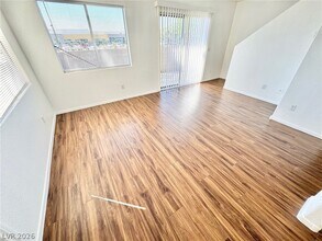 3383 Sparrow Heights Ave in North Las Vegas, NV - Building Photo - Building Photo