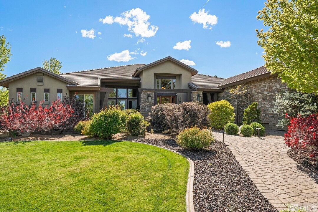 14255 Sorrel Ln in Reno, NV - Building Photo