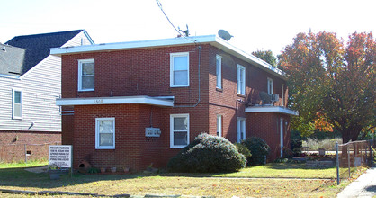 1508 Chela Ave in Norfolk, VA - Building Photo - Building Photo