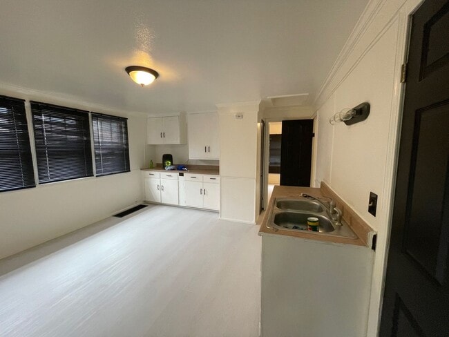 property at 5116 N 32nd St