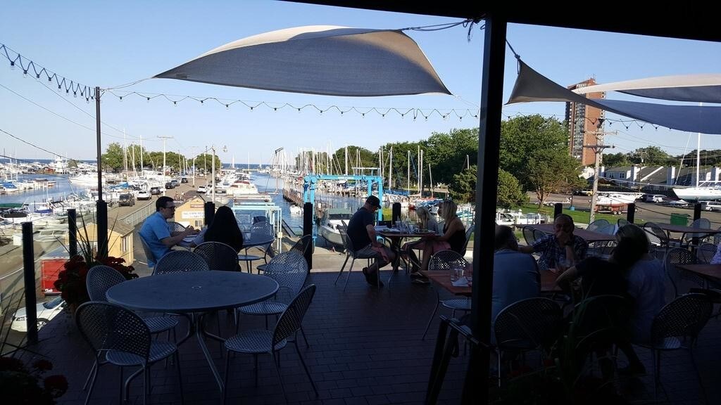 215 Riviera Dr, Unit 215 Photo