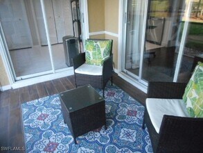 7360 Glenmoor Ln in Naples, FL - Building Photo - Building Photo