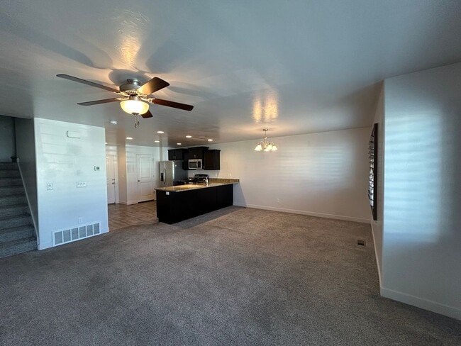 12547 Bullion Falls Dr in Riverton, UT - Foto de edificio - Building Photo