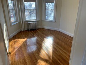 1111 Boylston St, Unit 23 in Boston, MA - Building Photo - Building Photo