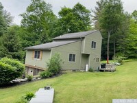 1325 County Rte 27 in Craryville, NY - Building Photo - Building Photo