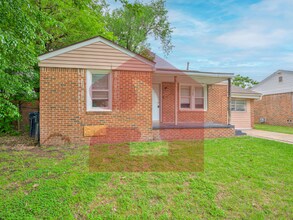 1105 Bellevidere Dr in Oklahoma City, OK - Building Photo - Building Photo