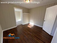 928 Victory Ave photo'