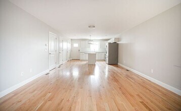 2 Vernon St in Holyoke, MA - Building Photo - Building Photo