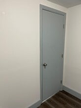 8030 NW 36th Pl in Miami, FL - Foto de edificio - Building Photo