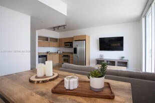 3180 SW 22nd Terrace, Unit 807 in Miami, FL - Building Photo