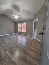 2120 Sweetbirch Trl in Lawrenceville, GA - Foto de edificio - Building Photo