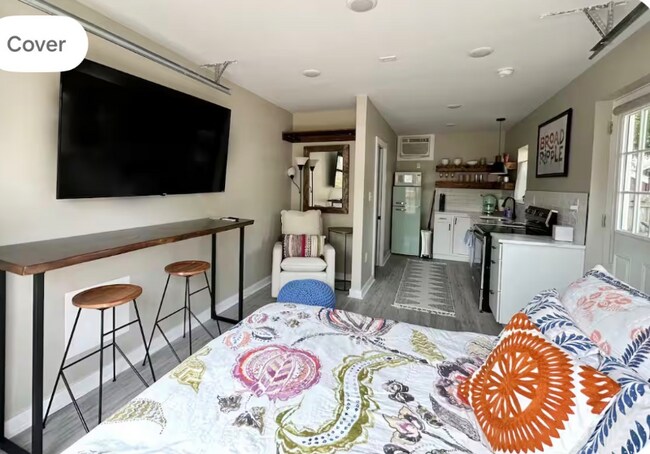 5920 Rosslyn Ave in Indianapolis, IN - Foto de edificio - Building Photo