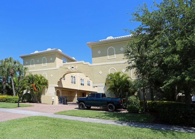 Sola Vista Condos in Tampa, FL - Foto de edificio - Building Photo