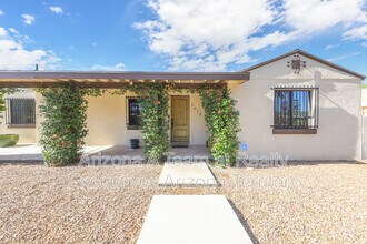 2818 E Malvern St in Tucson, AZ - Foto de edificio - Building Photo