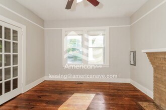 1215 McDuffie Ave in Columbia, SC - Foto de edificio - Building Photo