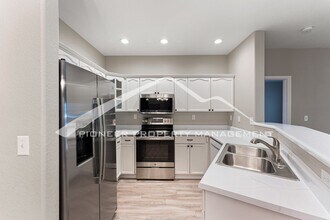 7459 S Alkire St in Littleton, CO - Building Photo - Building Photo