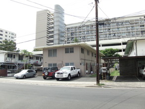 528 Lauiki St in Honolulu, HI - Building Photo - Building Photo