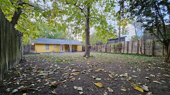 2805 Brinwood Ave in Austin, TX - Building Photo - Building Photo