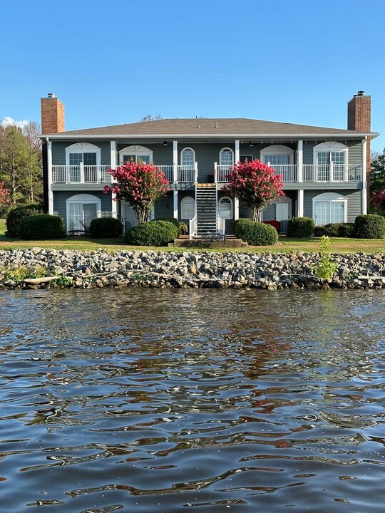 68 Lake Barnett Dr, Unit The Barnett in Brandon, MS - Foto de edificio