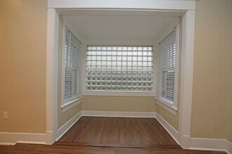 614 W Alabama St in Houston, TX - Foto de edificio - Building Photo