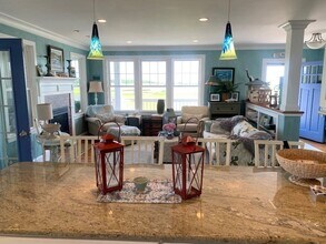 4 Creek St in Mattapoisett, MA - Building Photo - Building Photo
