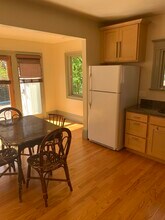 1308 Oxford St, Unit upper in Berkeley, CA - Foto de edificio - Building Photo