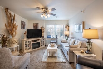 Woodland Commons McFarland in McFarland, WI - Building Photo - Interior Photo