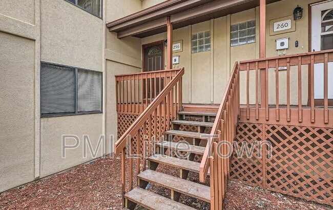 256 W Jefferson Ave in Englewood, CO - Building Photo - Building Photo