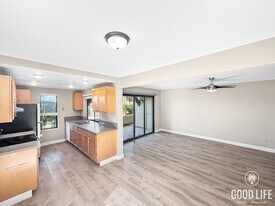 7320 Park Ridge Blvd in San Diego, CA - Building Photo