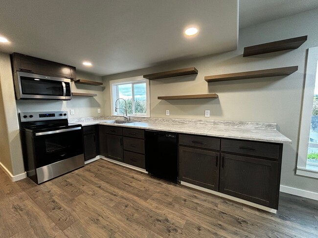 property at 157 Holloway Heights