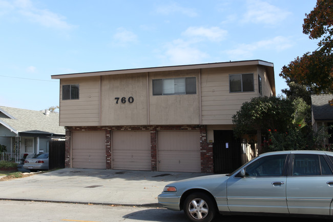 760 Termino Ave in Long Beach, CA - Building Photo - Building Photo