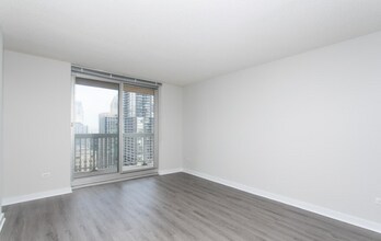 532 N State St in Chicago, IL - Building Photo - Building Photo
