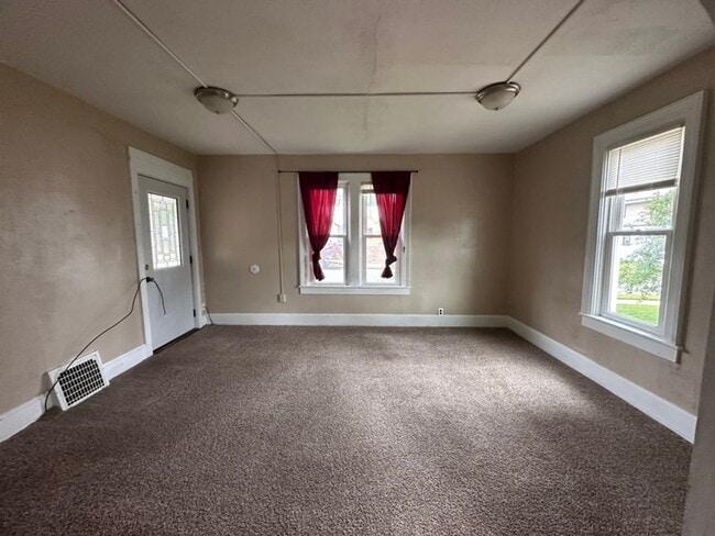 property at 208 Cleveland St